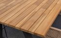 Tafelblad gemaakt van teak hout.