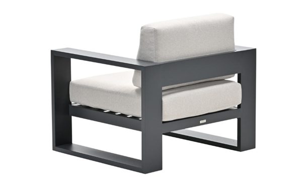 Achterzijde van de Garden Impressions Cube loungestoel