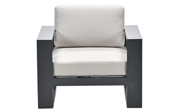 Voorzzanzicht ve Garden Impressions Cube loungestoel