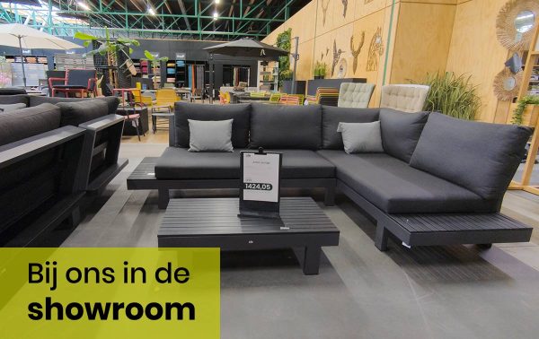 Life Outdoor living Atlas lounges set in onze showroom in Roden