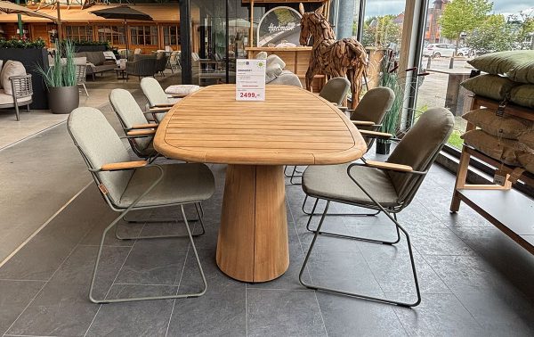 4 Seasons Outdoor teak diningset | SHOWROOMMODEL