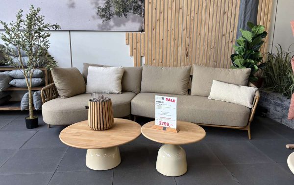 Biarritz loungeset, laatste showmodel bij De Vries XL