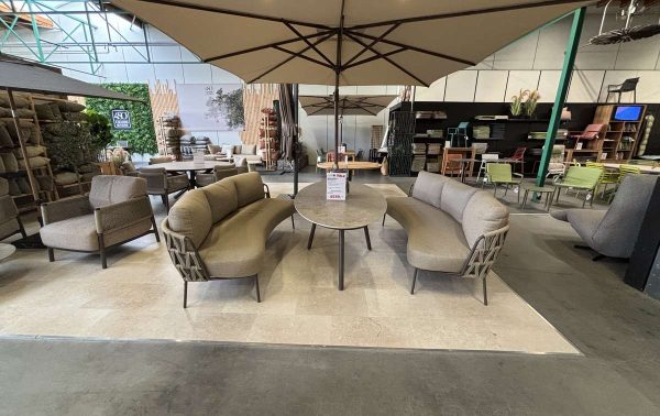 Mallorca low dining set, laatste showmodel bij De Vries XL